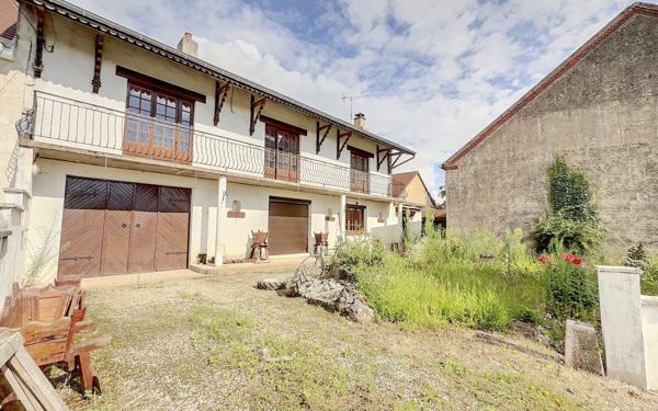 Maison à vendre    5 pièces • 144 m2 Athée