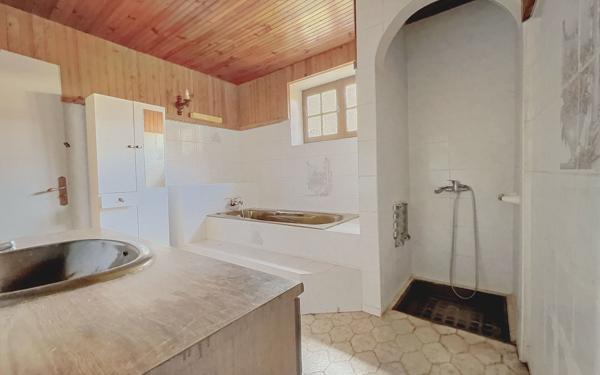 Maison à vendre    5 pièces • 144 m2 Athée