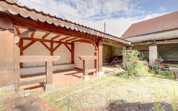 Maison à vendre    5 pièces • 144 m2 Athée