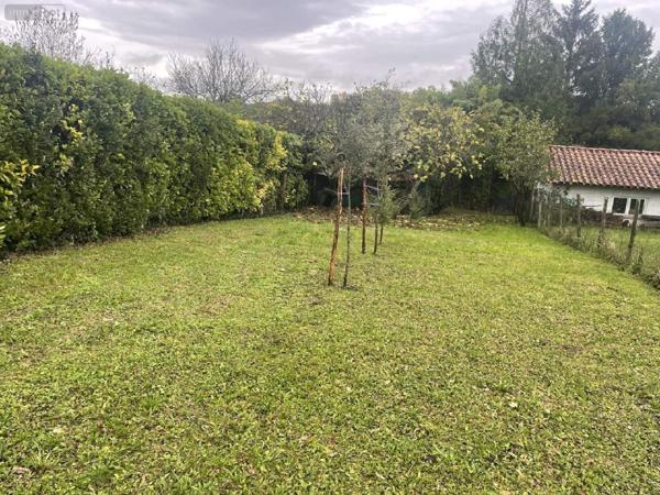 Maison à restaurer à vendre à Saint-Séverin en Charente (16390), ref : 077/1573