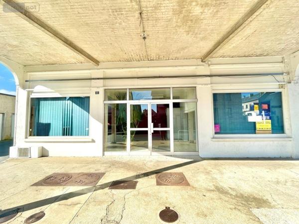 Murs commerciaux à vendre à Saint-Chély-d'Apcher en Lozère (48200), ref : 48032-193