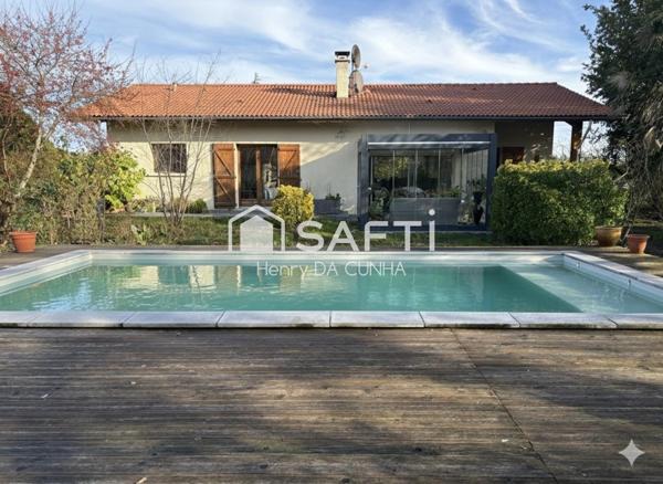 Deux maisons avec piscine sur 2 500 m