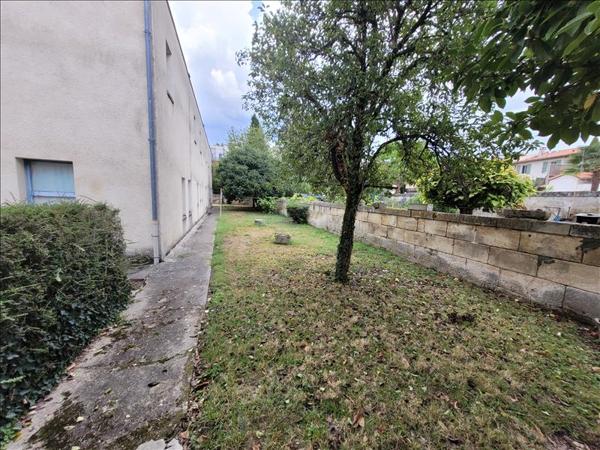 Maison à vendre |  Ribérac |  20 pièces | 190 m²
