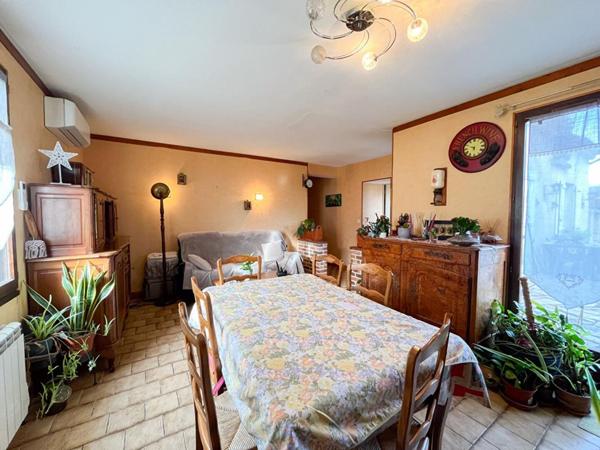 Maison Poulaines 6 pièce(s) 119.15 m2