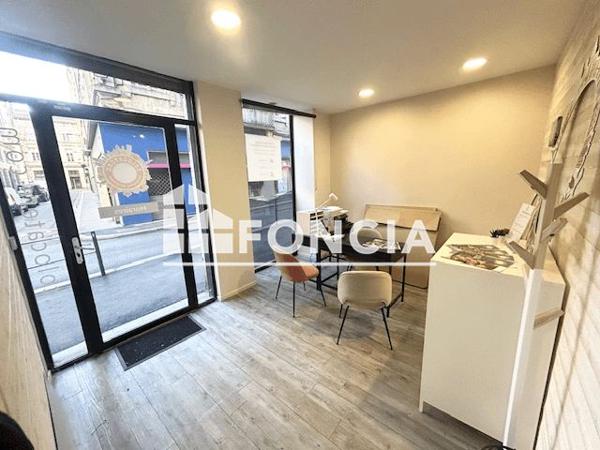 Location Local commercial 4 pièces 43.59 m² - 34 RUE DE LA RESISTANCE Saint-etienne 42000