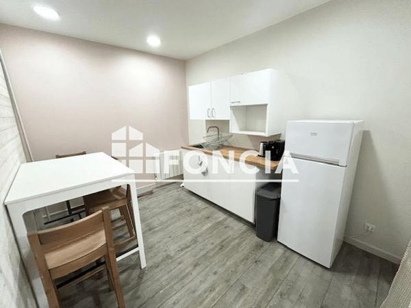 Location Local commercial 4 pièces 43.59 m² - 34 RUE DE LA RESISTANCE Saint-etienne 42000