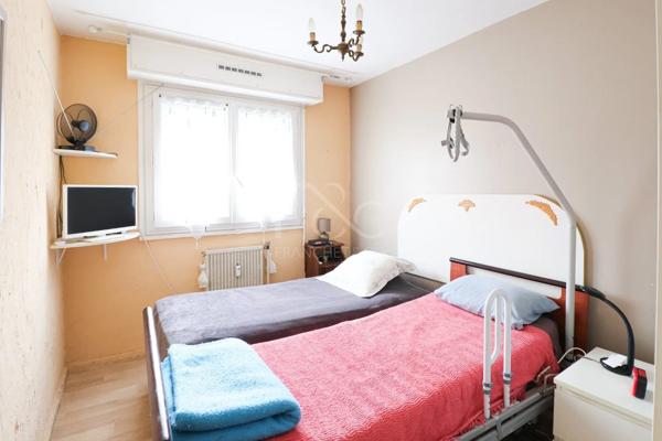 APPARTEMENT T2 A VENDRE - LA MULATIERE - 45.04 m 2 - 118 000 €