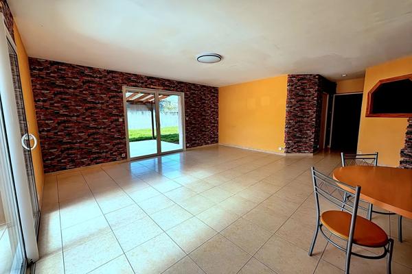 Maison CHAMPAGNE LES MARAIS - 6 pièce(s) - 118 m2