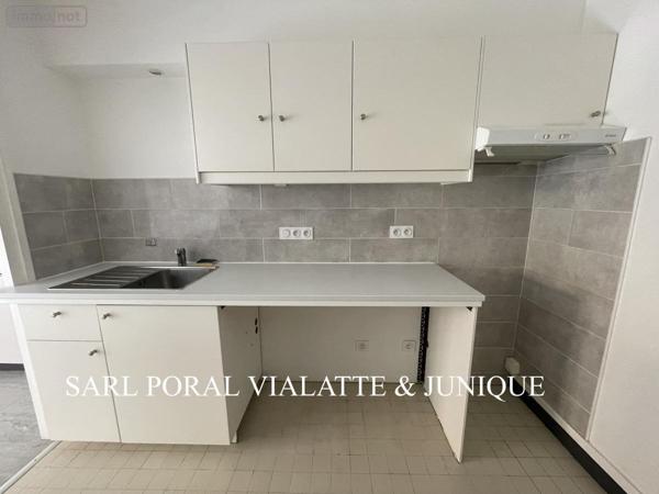 Appartement à louer à Saint-Jean-le-Vieux dans l'Ain (01640), ref : 01031-L683