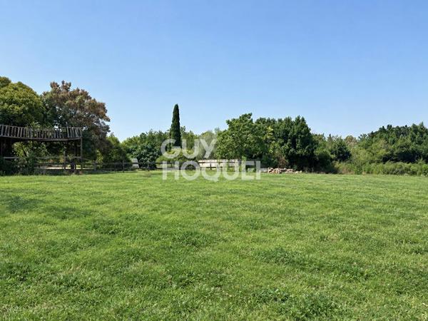 Terrain à vendre de 1053 m² à Montaigut sur Save - Réf. 3922