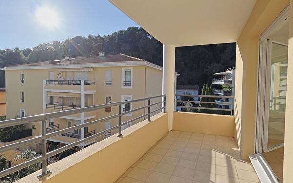 Appartement à vendre    2 pièces • 43 m2 Nice