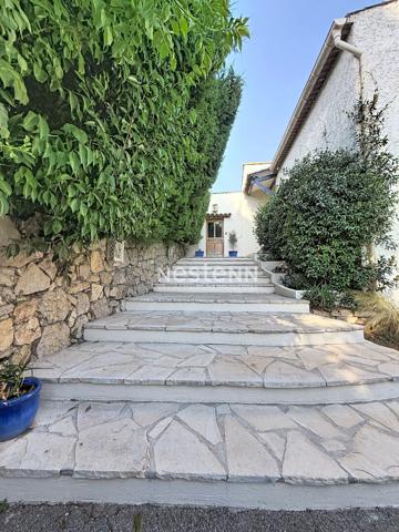 A louer belle villa meublée Cannes 5 pièces