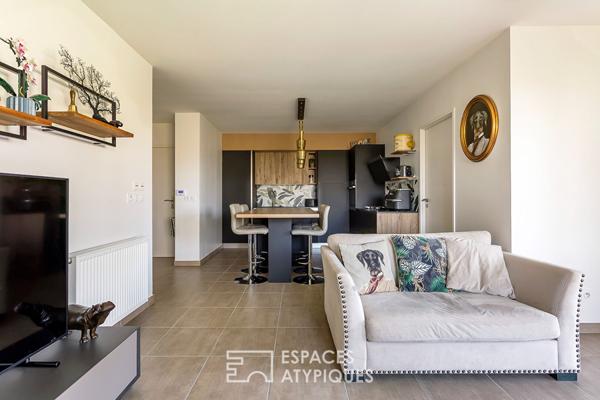 Appartement contemporain dans un parc, aux portes des Monts d’Or