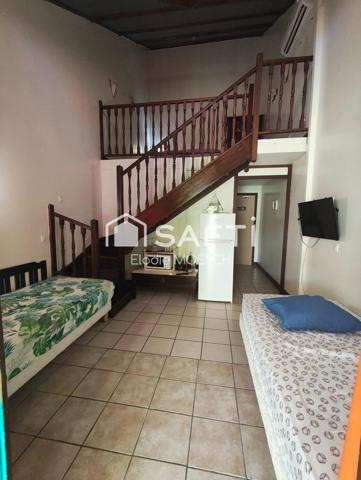 T2 Duplex situé à 5 min à pieds de la plage d'une des plus belle plage de l'ile !