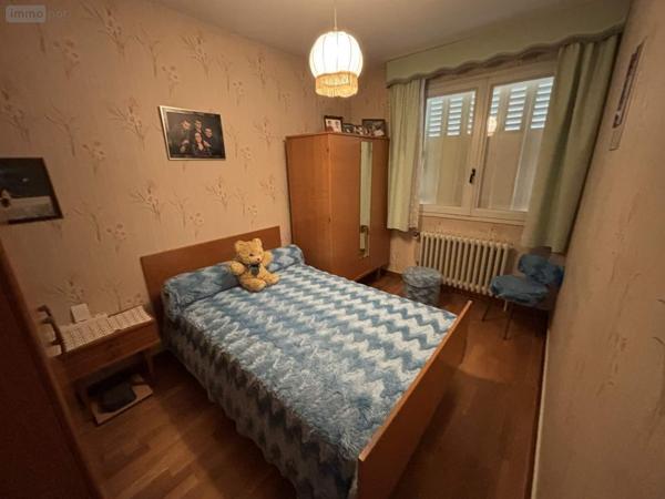 Maison à vendre à Bessé-sur-Braye dans la Sarthe (72310), ref : 101/1928