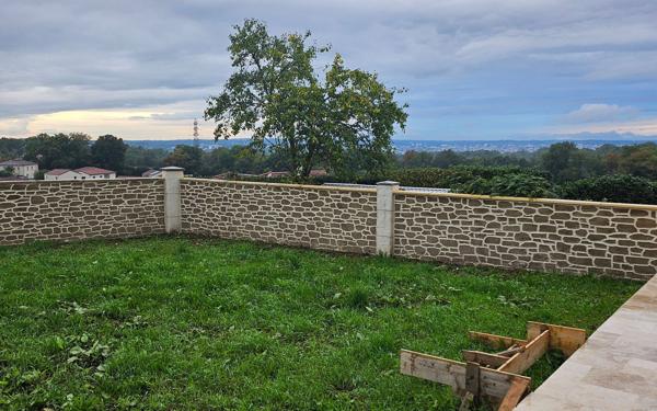 Maison à vendre    7 pièces • 176 m2 Le Vigen