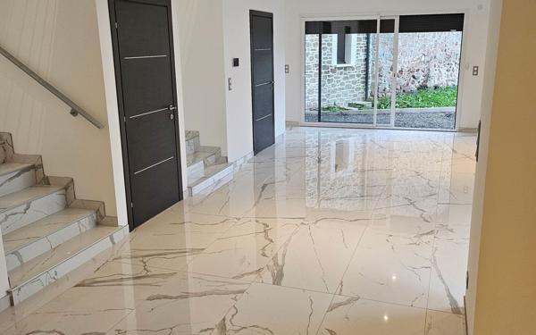 Maison à vendre    7 pièces • 176 m2 Le Vigen