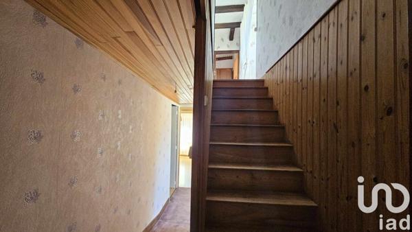 Maison de village 7 pièces de 126 m² à Montjean (16240)