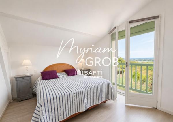 Maison d'Architecte avec piscine et vue imprenable - Secteur prisé