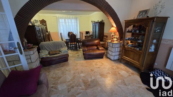 House for sale 6 rooms 148 m² Moret-Loing-et-Orvanne