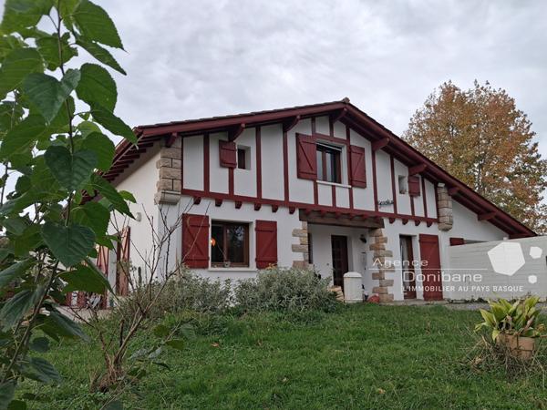 Belle maison basque à ARBONNE, très proche du golf d'Arcangues, Arbonne 64210