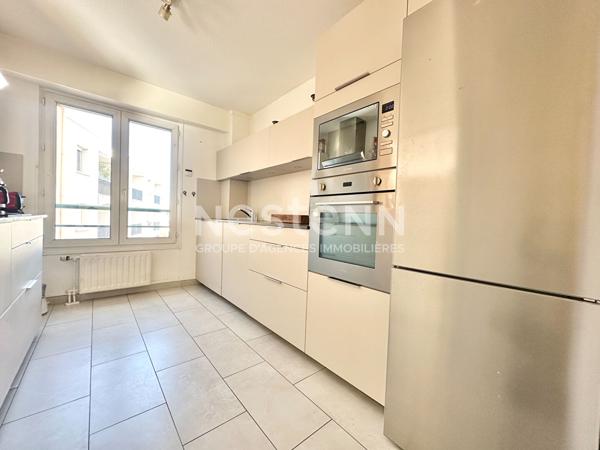 Location VIDE de 4 pièces en centre ville de Saint-Raphaël