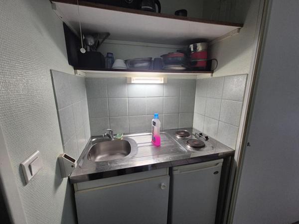 CORREZE - Local commercial Saint Yrieix Le Dejalat 848 m2