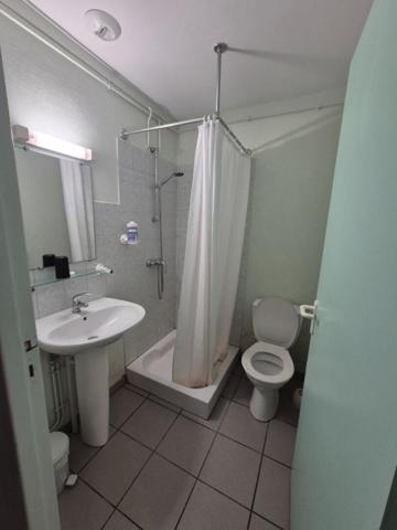 CORREZE - Local commercial Saint Yrieix Le Dejalat 848 m2