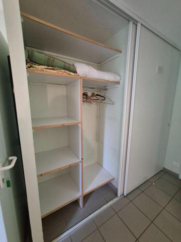 CORREZE - Local commercial Saint Yrieix Le Dejalat 848 m2