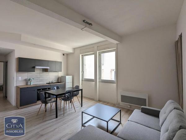 Appartement à louer 2 pièces 39.52m² Carcassonne (11000)