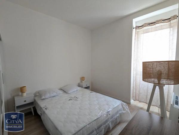 Appartement à louer 2 pièces 39.52m² Carcassonne (11000)
