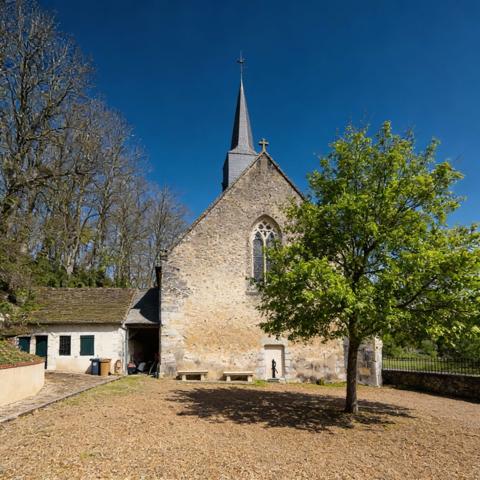 À vendre - Maison ancienne, 7 pièces située à Les Hermites (37110)