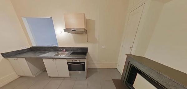 APPARTEMENT T2 A LOUER - LYON 6EME ARRONDISSEMENT Marechal Lyautey 78.38 m 2 1 205,70 € charges comprises par mois