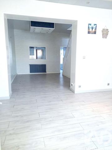 Maison à vendre 6 pièces 99 m² Maubeuge