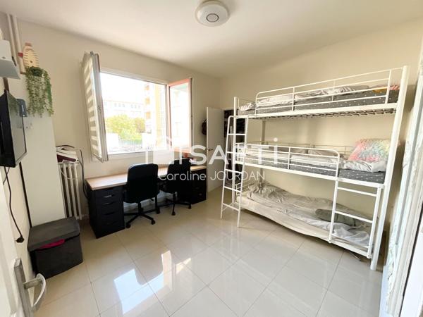 Bel appartement 4 pièces traversant de 82m2 à Nice Pasteur