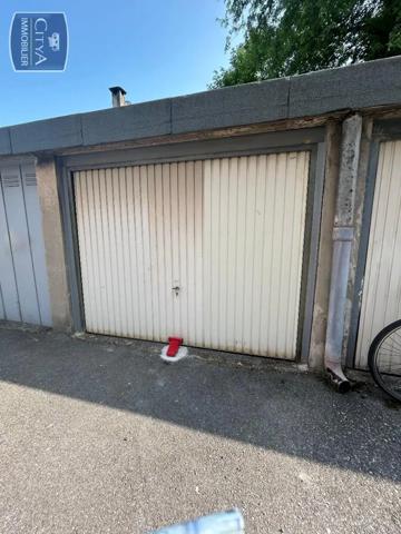 Parking à louer Grenoble (38100)