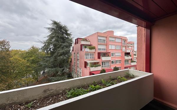 Appartement à louer    3 pièces • 68,51 m2 Poitiers