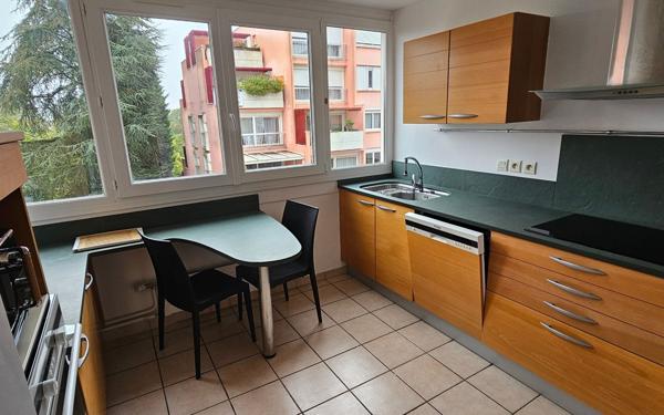 Appartement à louer    3 pièces • 68,51 m2 Poitiers