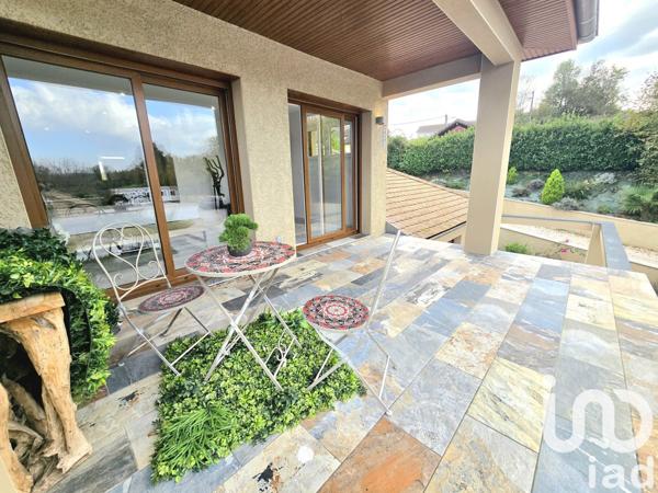 Maison à vendre 5 pièces 183 m² Les Abrets en Dauphiné