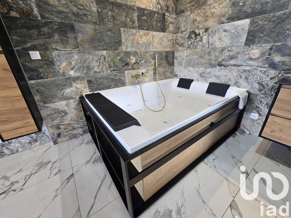 Maison à vendre 5 pièces 183 m² Les Abrets en Dauphiné