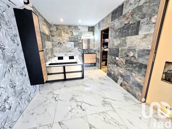 Maison à vendre 5 pièces 183 m² Les Abrets en Dauphiné