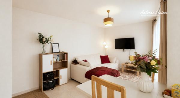 Appartement
         2 pièces
        - 41 m² Exclusivité 140 000 € *
