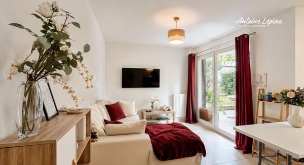 Appartement
         2 pièces
        - 41 m² Exclusivité 140 000 € *