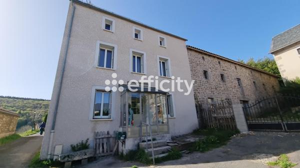 Maison
         5 pièces
        - 121 m²