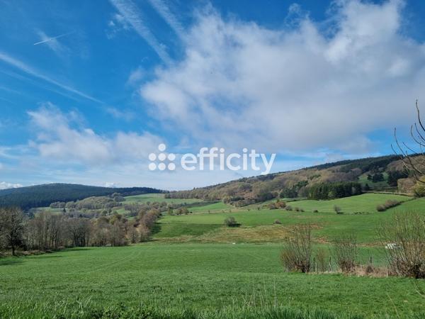 Maison
         5 pièces
        - 121 m²