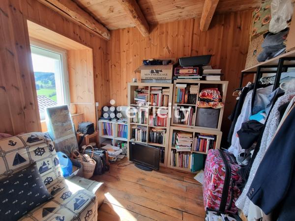 Maison
         5 pièces
        - 121 m²