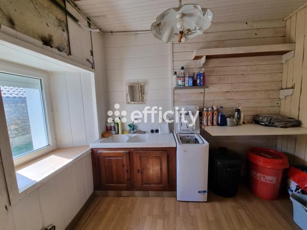 Maison
         5 pièces
        - 121 m²