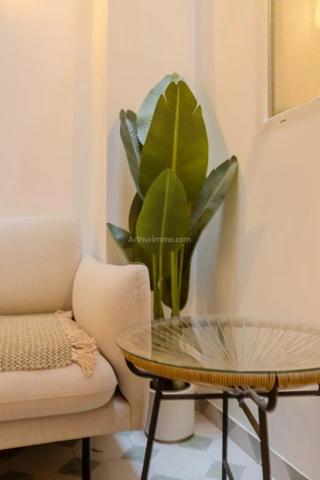 Vente                                                      Appartement
                        
                     3 pièces                      68 m2                     à Nice