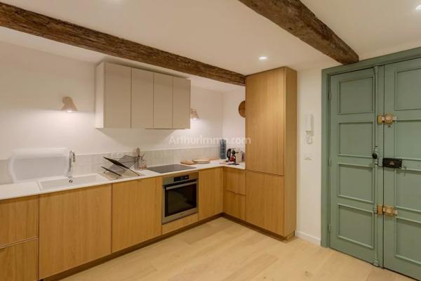 Vente                                                      Appartement
                        
                     3 pièces                      68 m2                     à Nice