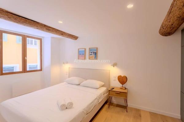 Vente                                                      Appartement
                        
                     3 pièces                      68 m2                     à Nice